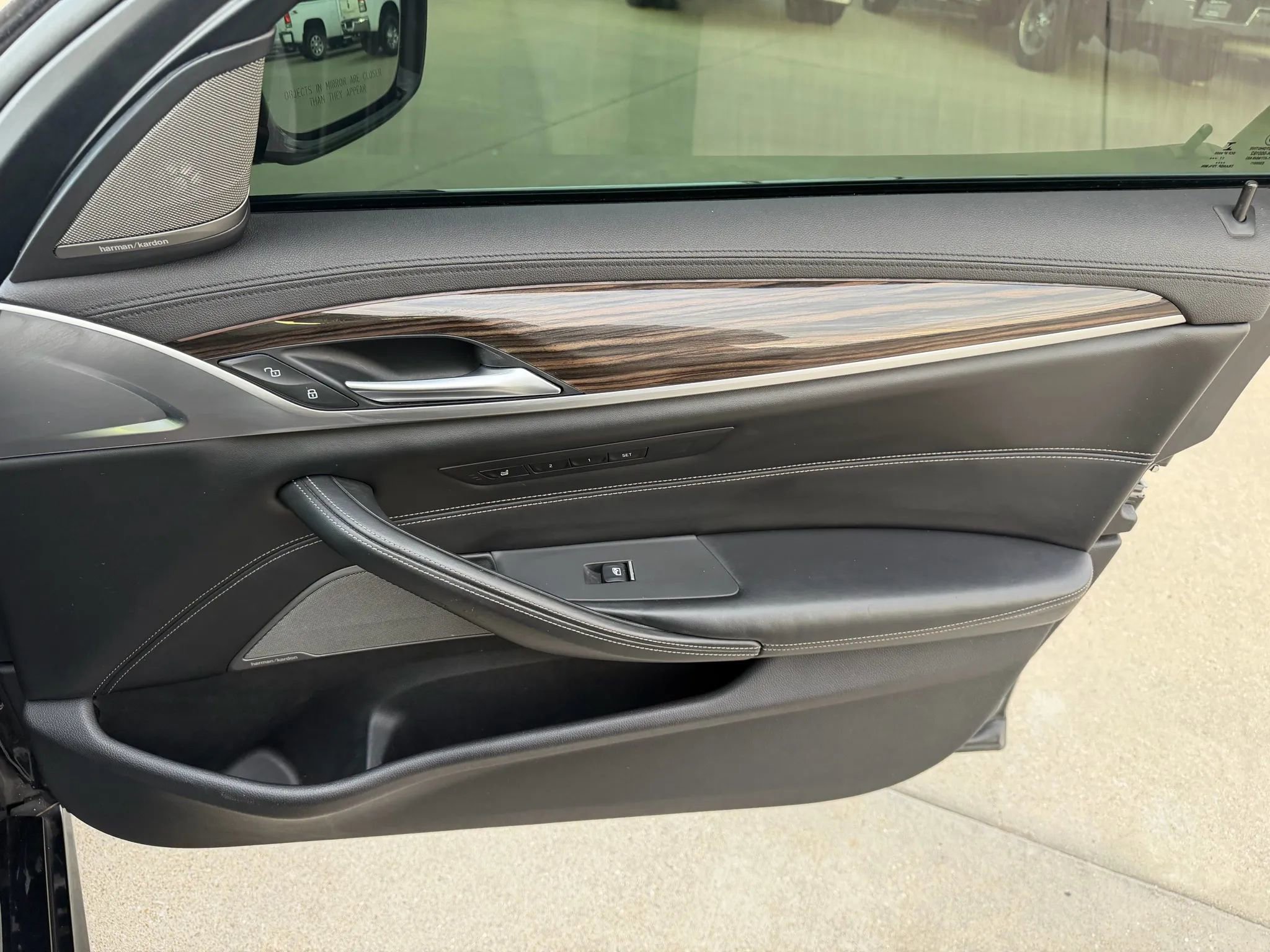 Used 2018 BMW M550i xDrive M550i xDrive Sedan 4D w/ Driving Assistance Package image 65