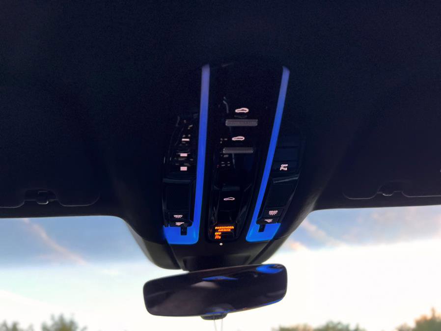 Used 2020 Porsche Panamera GTS image 39