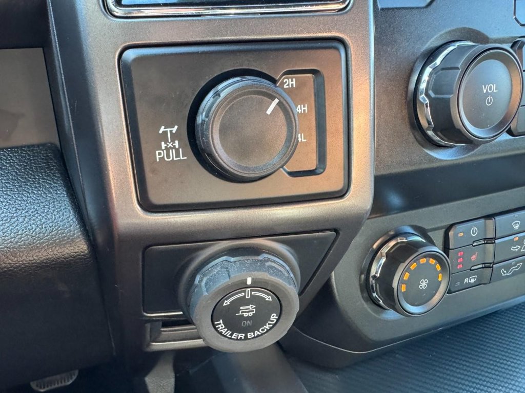 Used 2019 Ford F150 XLT w/ Equipment Group 302A Luxury AWD/4WD image 22