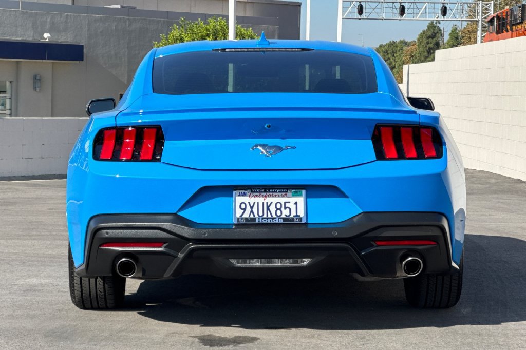 Used 2024 Ford Mustang Premium RWD image 9