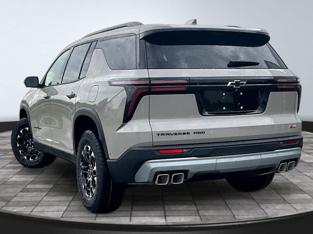 New 2027 Chevrolet Traverse Z71 w/ Enhanced Driving Package AWD/4WD image 3