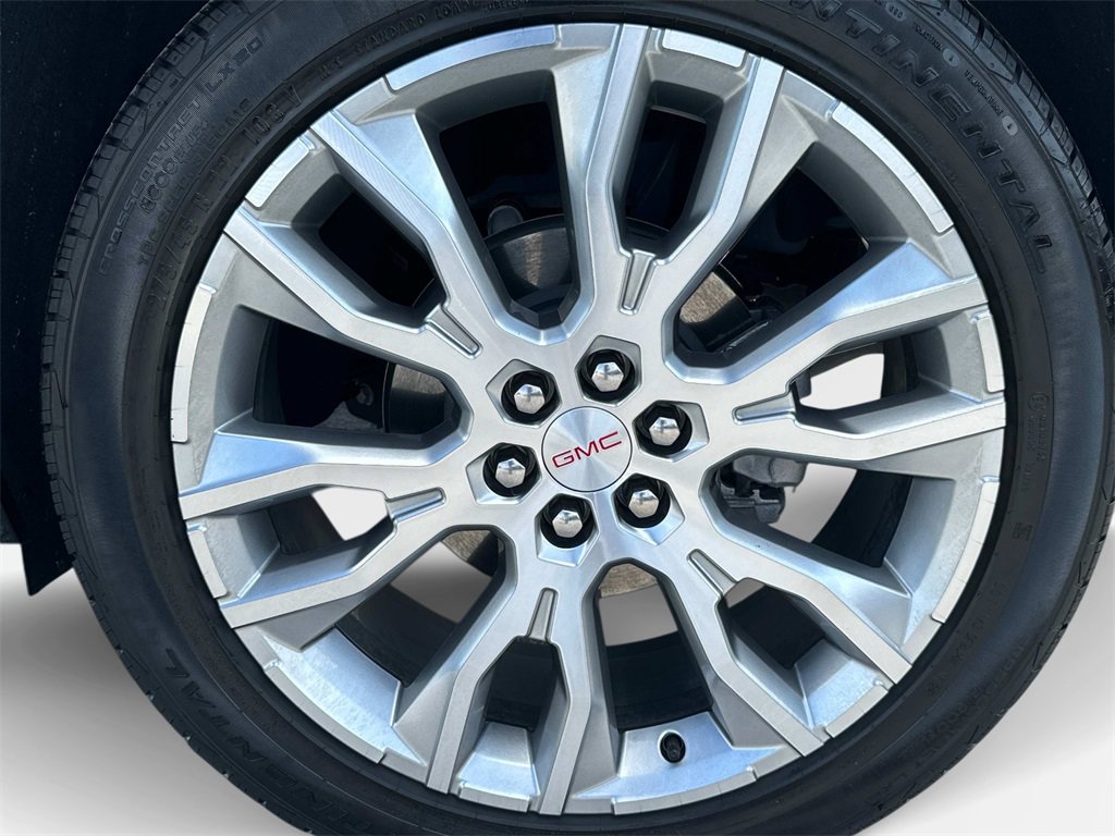 Used 2024 GMC Acadia Denali w/ Super Cruise Package image 9