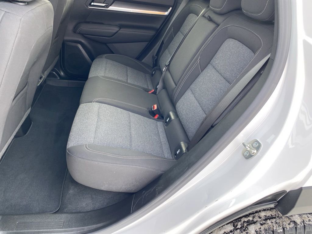 Used 2025 GMC Terrain Elevation w/ Technology Package II image 23