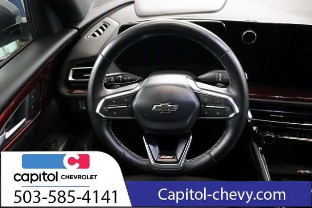 Used 2025 Chevrolet Traverse Z71 AWD/4WD image 15