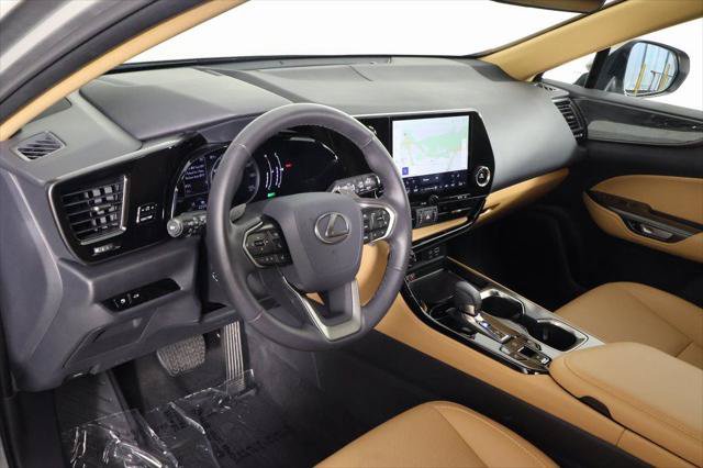 Certified 2026 Lexus NX 350h AWD w/ Accessory Package (2T) image 7
