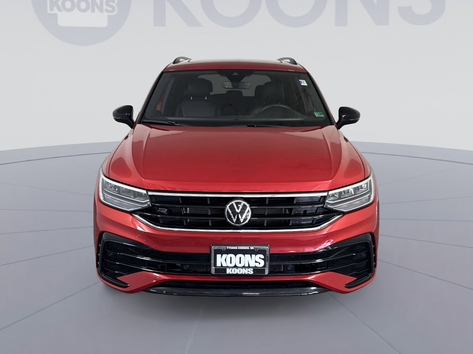 Used 2024 Volkswagen Tiguan SE R-Line AWD/4WD image 11