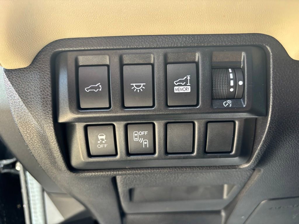 Used 2021 Subaru Ascent Touring AWD/4WD image 16