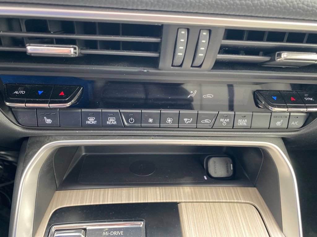 Certified 2024 MAZDA CX-90 3.3 Turbo w/ Preferred Plus AWD/4WD image 24