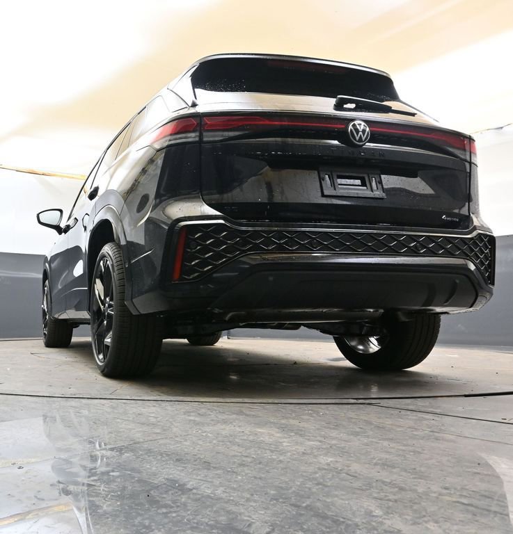 New 2026 Volkswagen Tiguan SE R-Line image 41