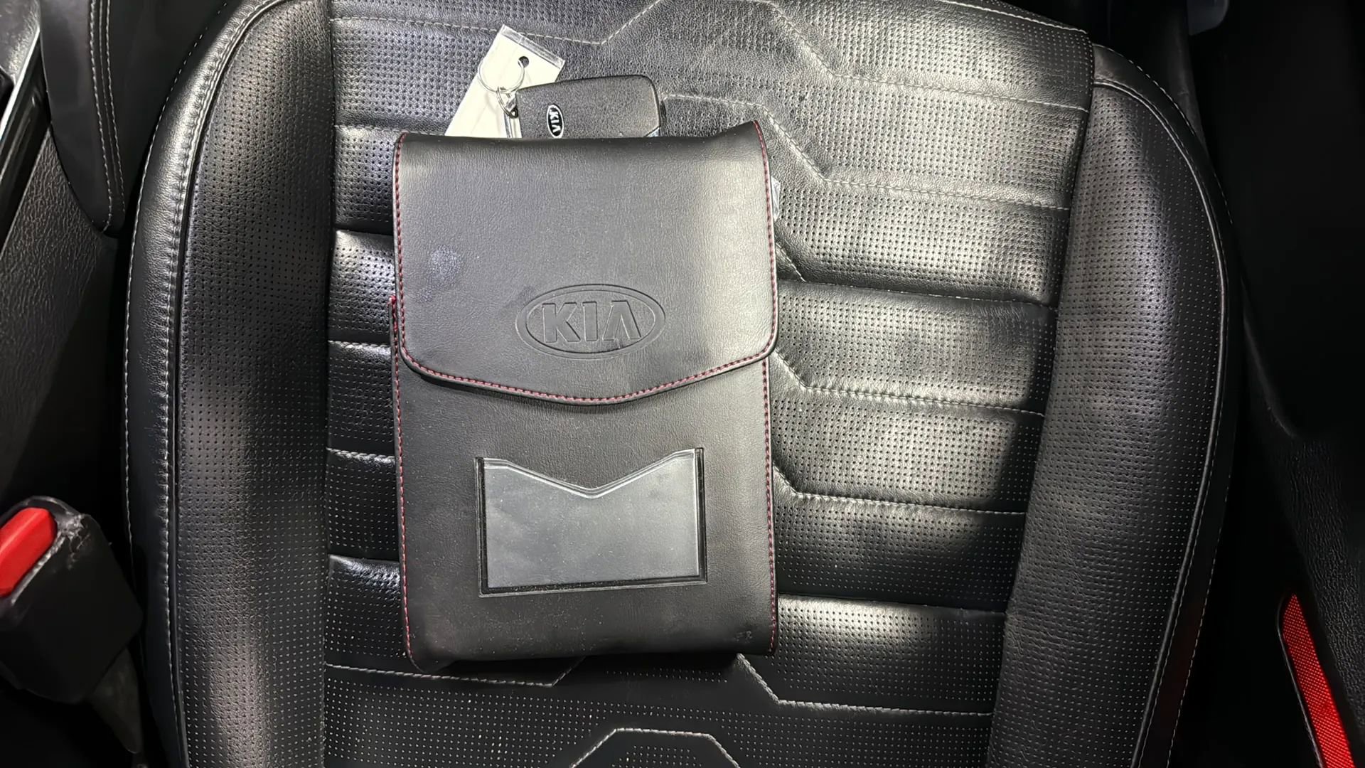 Used 2020 Kia Telluride SX w/ SX Prestige Package image 28