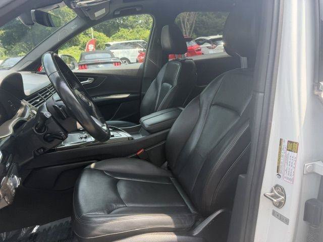 Used 2018 Audi Q7 3.0T Premium Plus w/ Premium Plus Package AWD/4WD image 16