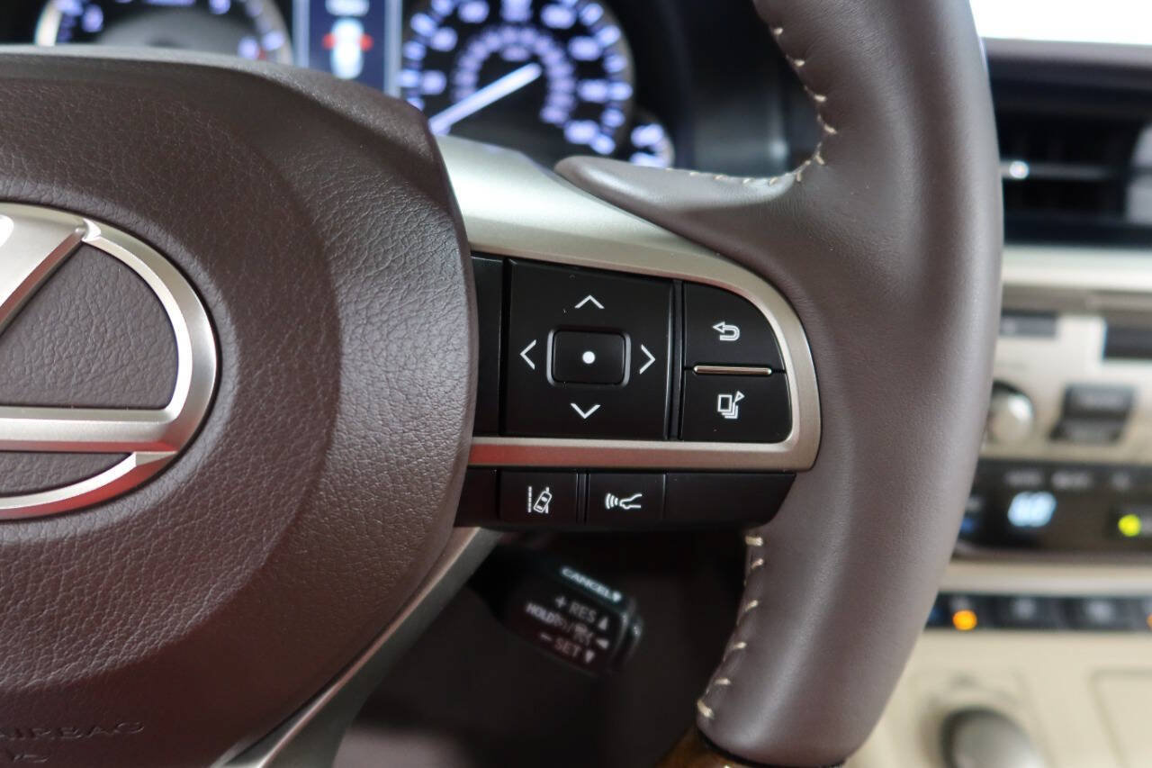 Used 2018 Lexus ES 350 w/ Luxury Package w/Wood Trim FWD image 35
