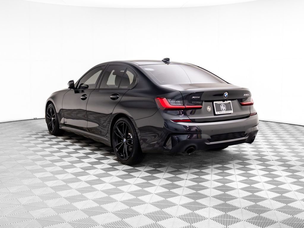 Used 2021 BMW 330i xDrive Sedan w/ M Sport Package video 3