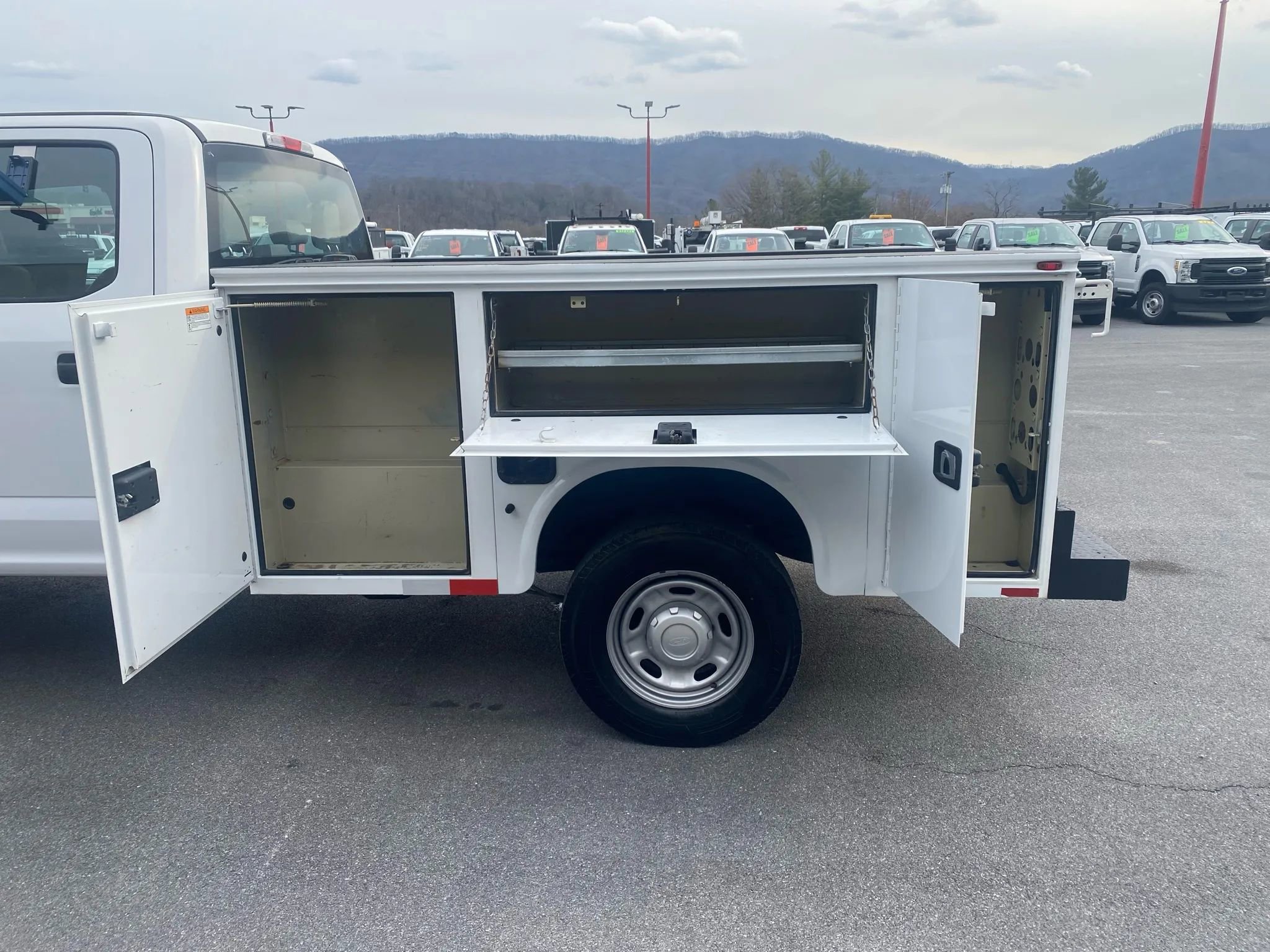 Used 2019 Ford F250 XL image 30