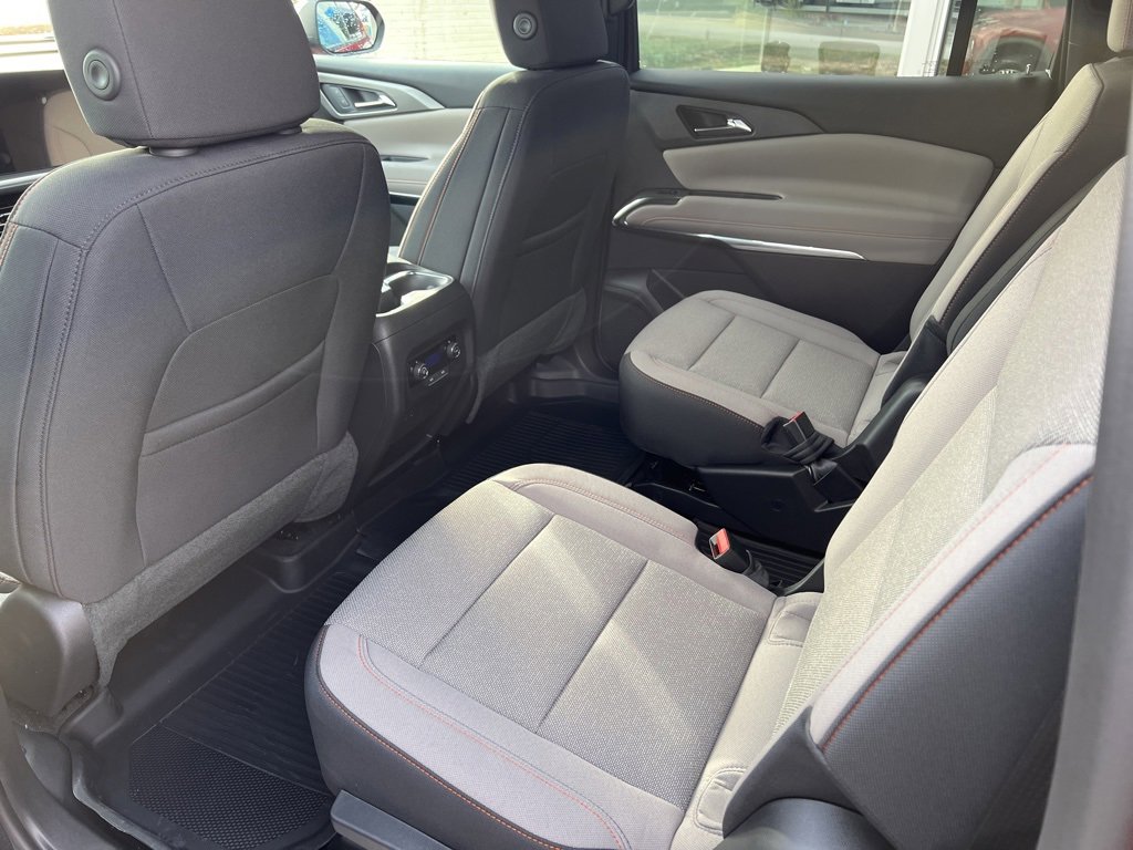 New 2026 Chevrolet Traverse LT w/ LPO, Floor Liner Package image 12