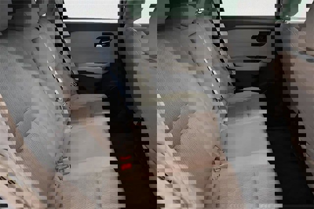 Used 2025 Nissan Rogue SV image 19