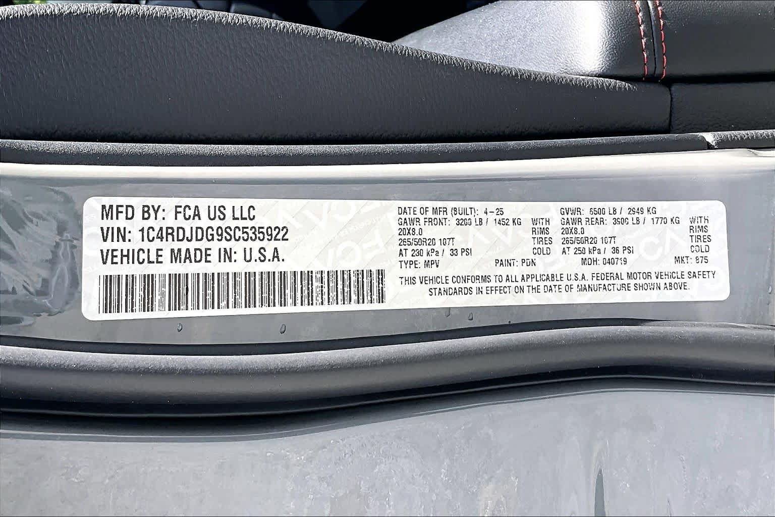 Used 2025 Dodge Durango GT AWD/4WD image 34