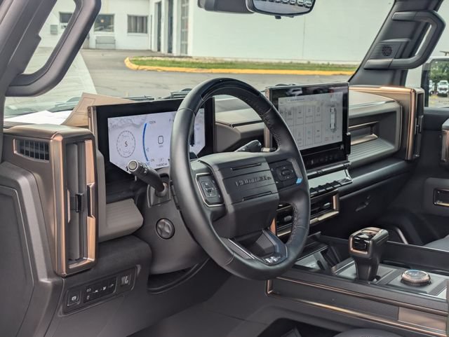 Certified 2025 GMC Hummer EV 3X AWD/4WD image 14
