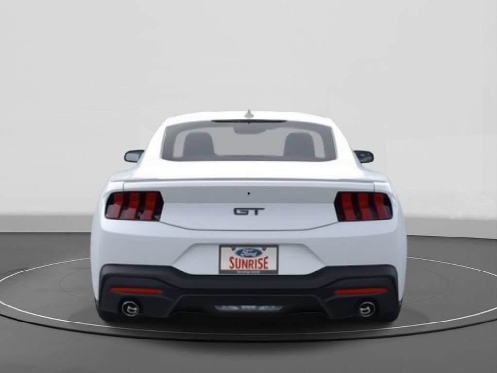 Used 2025 Ford Mustang GT RWD image 5