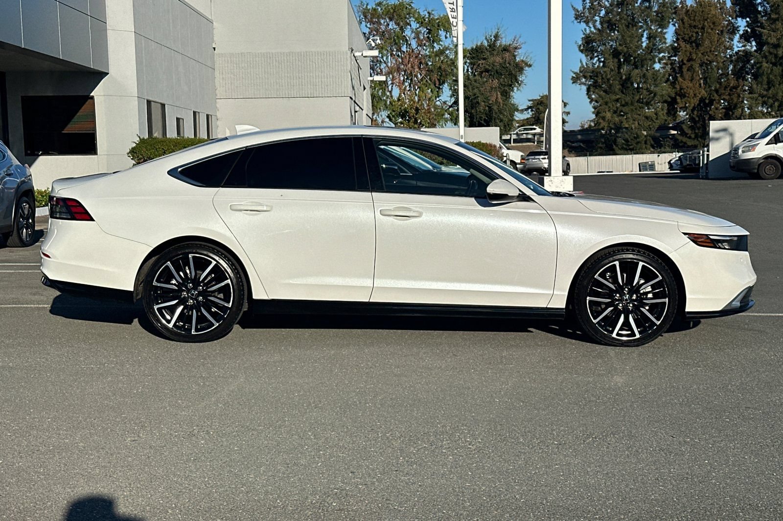 Used 2024 Honda Accord Touring image 3