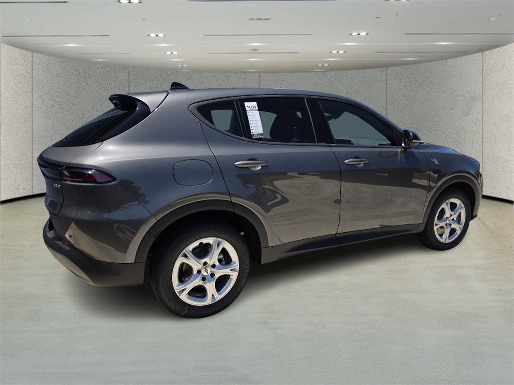 New 2025 Dodge Hornet GT image 4