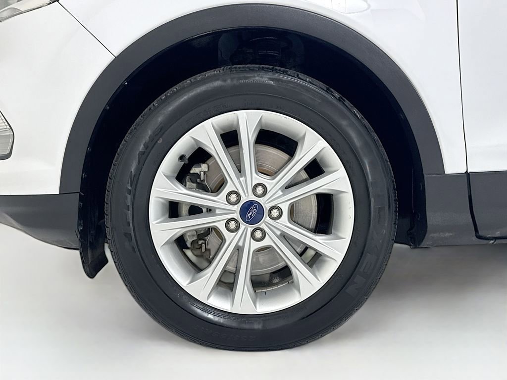 Used 2019 Ford Escape SEL image 29