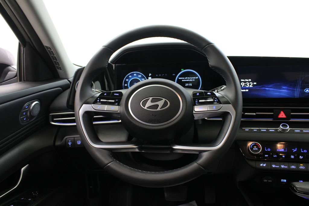 Used 2024 Hyundai Elantra Limited FWD image 24