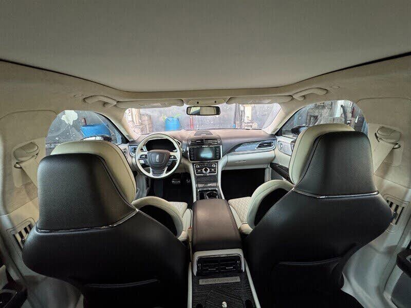 Used 2019 Lincoln Continental Black Label w/ Rear Seat Package image 35