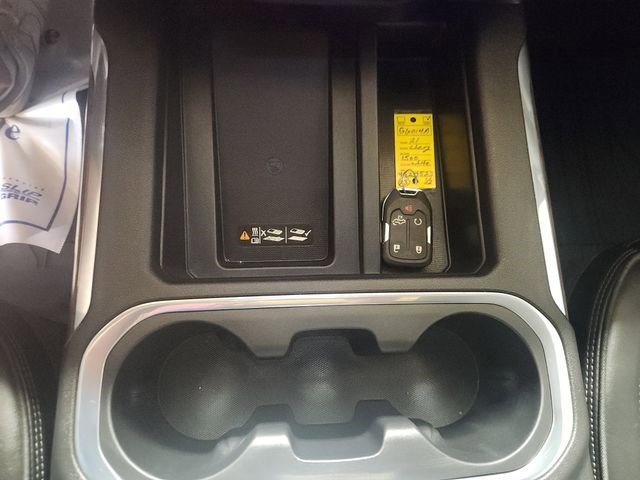 Used 2021 Chevrolet Silverado 1500 High Country w/ Technology Package image 17