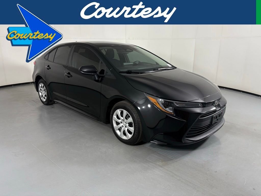 Used 2025 Toyota Corolla LE
