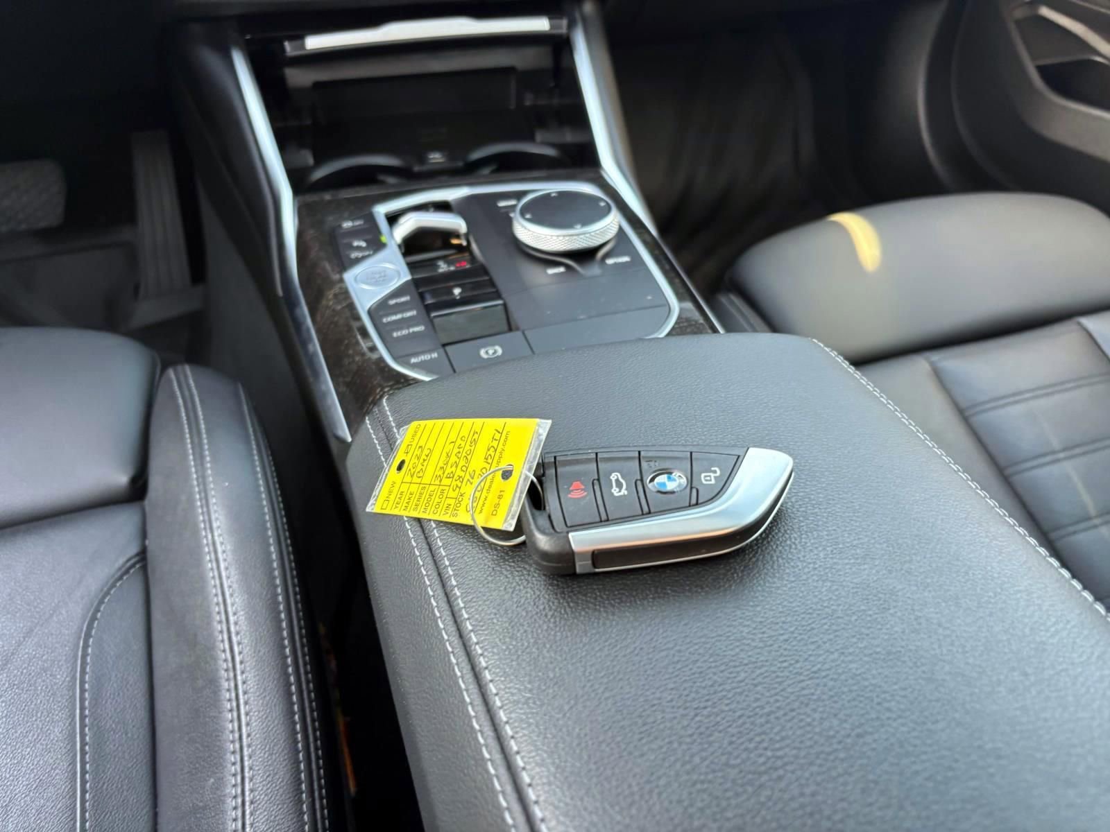 Used 2023 BMW 330i xDrive Sedan w/ Premium Package AWD/4WD image 33