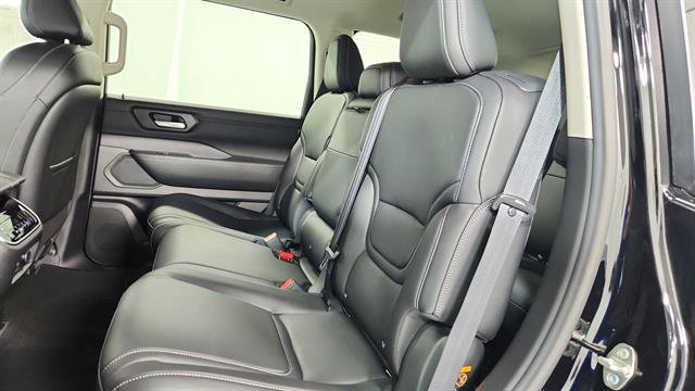 New 2026 Nissan Armada SV image 19
