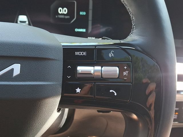 Certified 2026 Kia Sorento SX Prestige AWD/4WD image 21