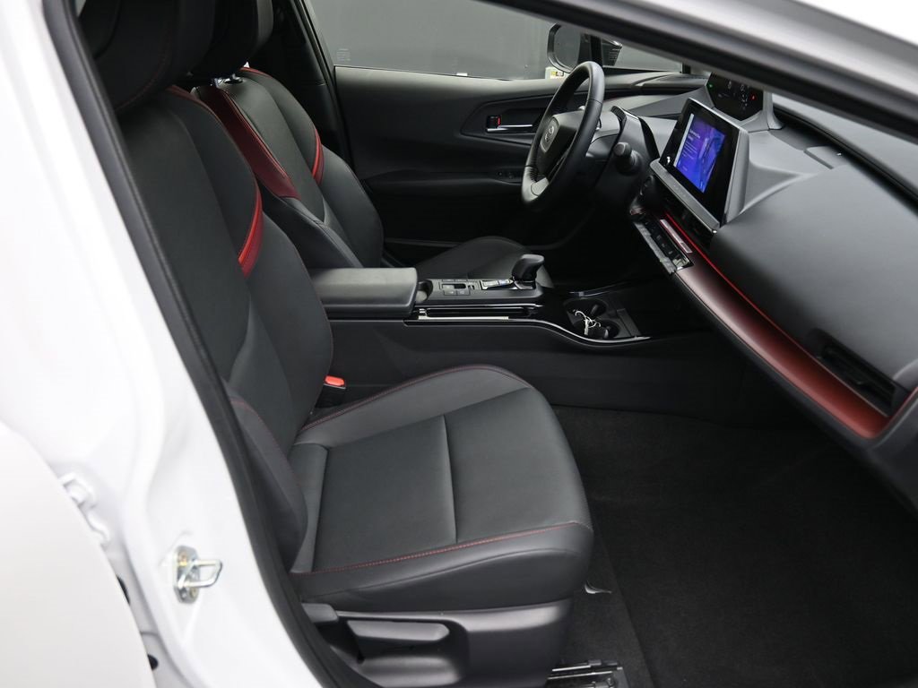 Used 2024 Toyota Prius Prime image 24