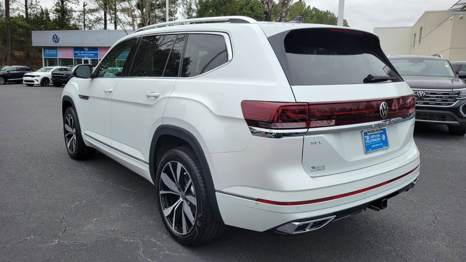 New 2026 Volkswagen Atlas SEL Premium R-Line image 3