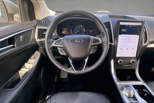 Used 2022 Ford Edge SEL w/ Convenience Package AWD/4WD image 3