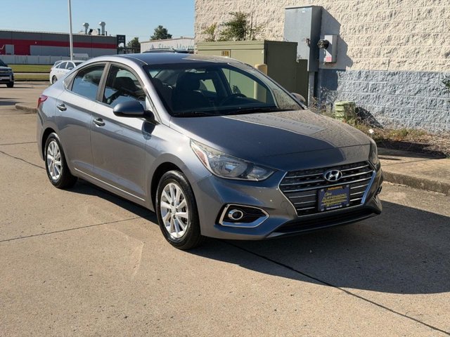 Used 2019 Hyundai Accent SEL FWD image 1