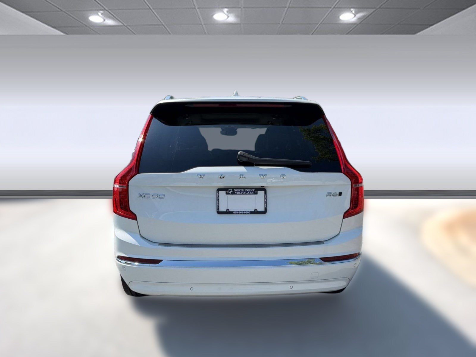 Certified 2023 Volvo XC90 B6 Plus w/ Protection Package Premier AWD/4WD image 10