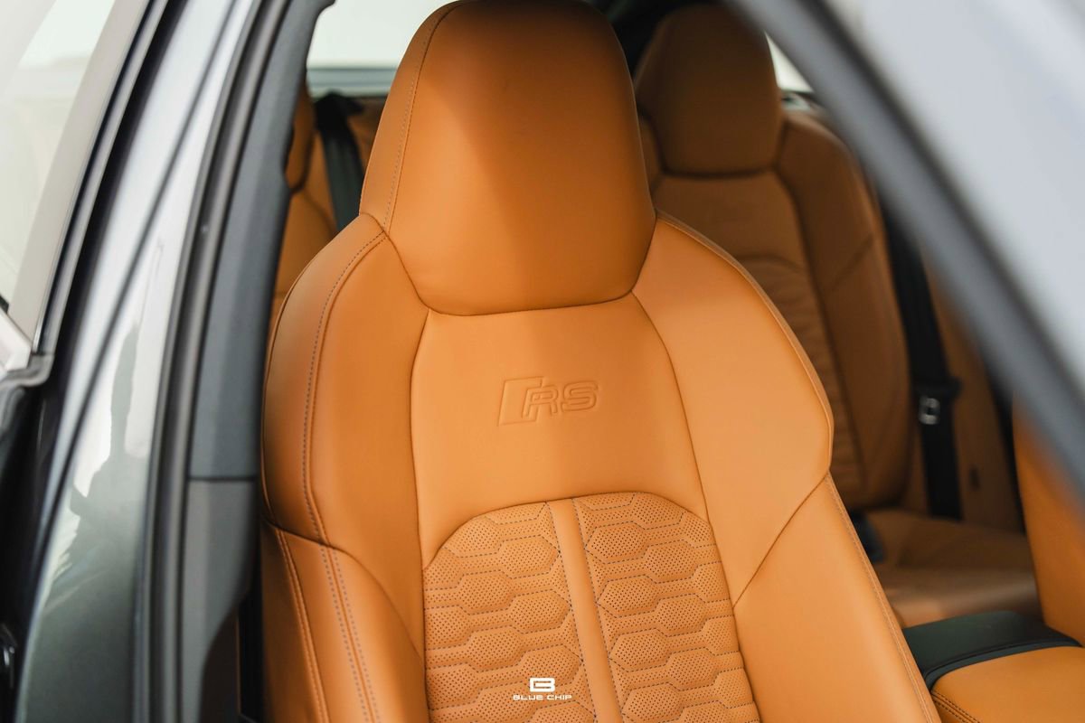 Used 2025 Audi RS 6 performance w/ Executive Package image 36