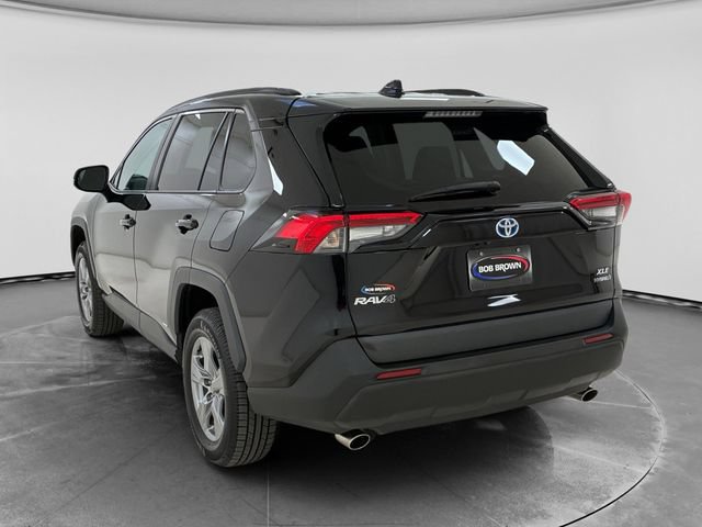 Used 2023 Toyota RAV4 XLE w/ Convenience Package AWD/4WD image 5