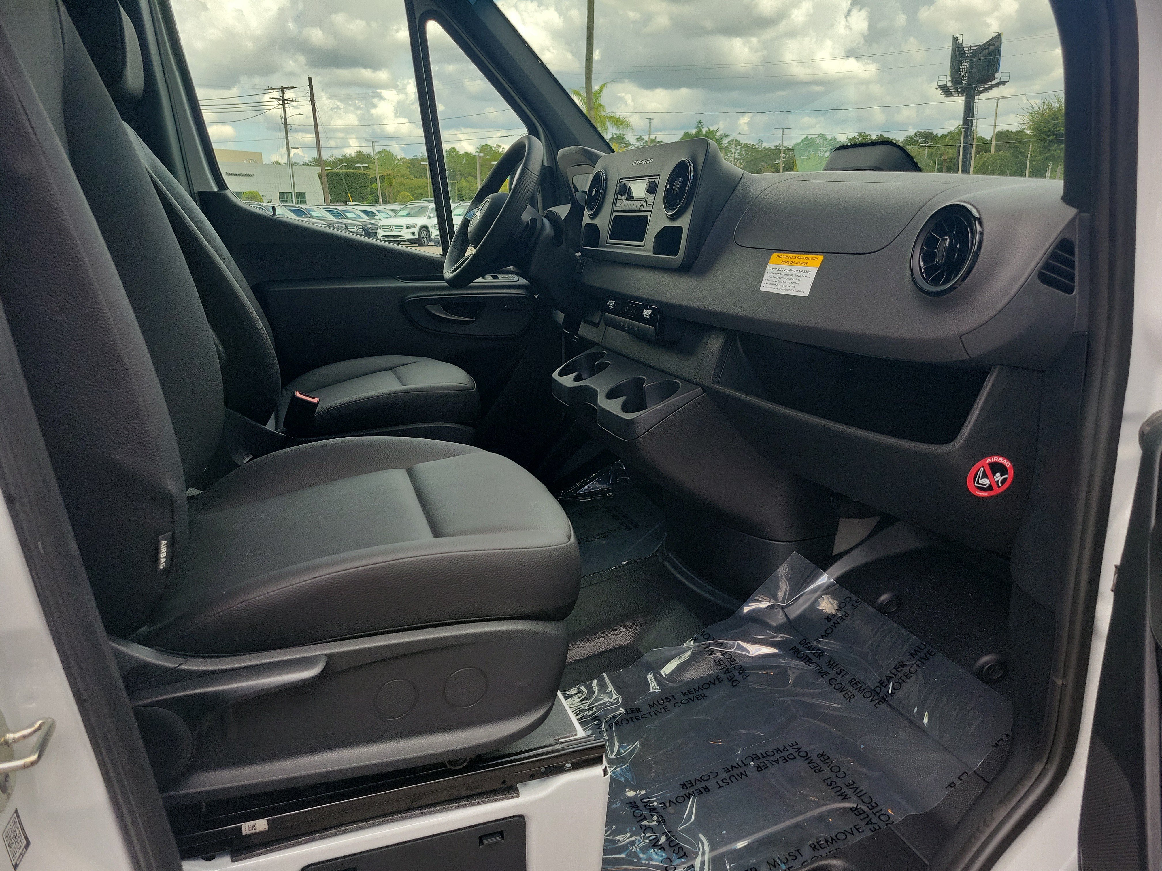 New 2025 Mercedes-Benz Sprinter 2500 image 17