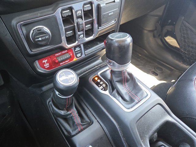 Used 2021 Jeep Gladiator Rubicon AWD/4WD image 17