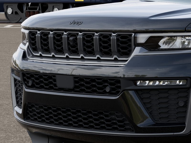 New 2027 Jeep Grand Cherokee Limited AWD/4WD image 7