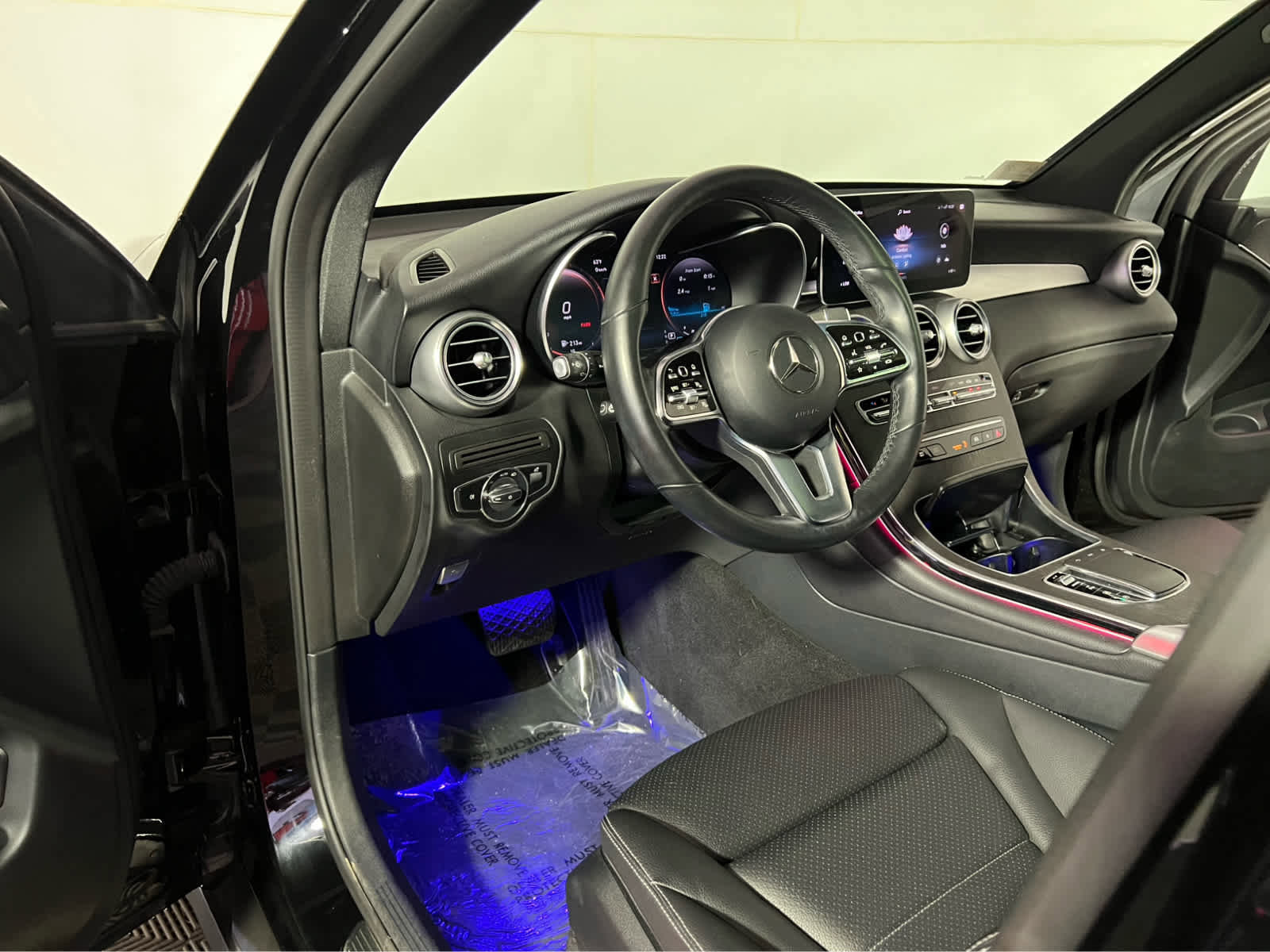 Used 2022 Mercedes-Benz GLC 300 4MATIC image 22
