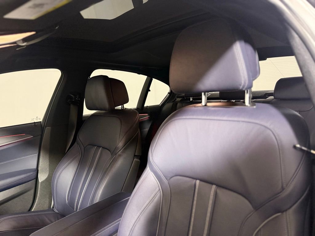 Used 2019 BMW M550i xDrive AWD/4WD image 18