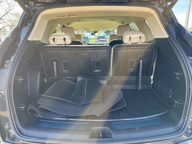 Used 2023 Buick Enclave Essence image 32