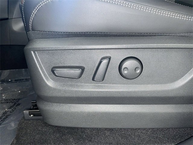 New 2026 Nissan Armada SL w/ Captain's Chari Seat Package image 27