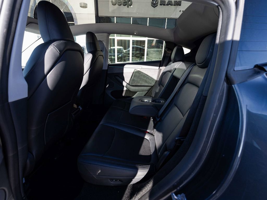 Used 2026 Tesla Model Y Long Range image 25