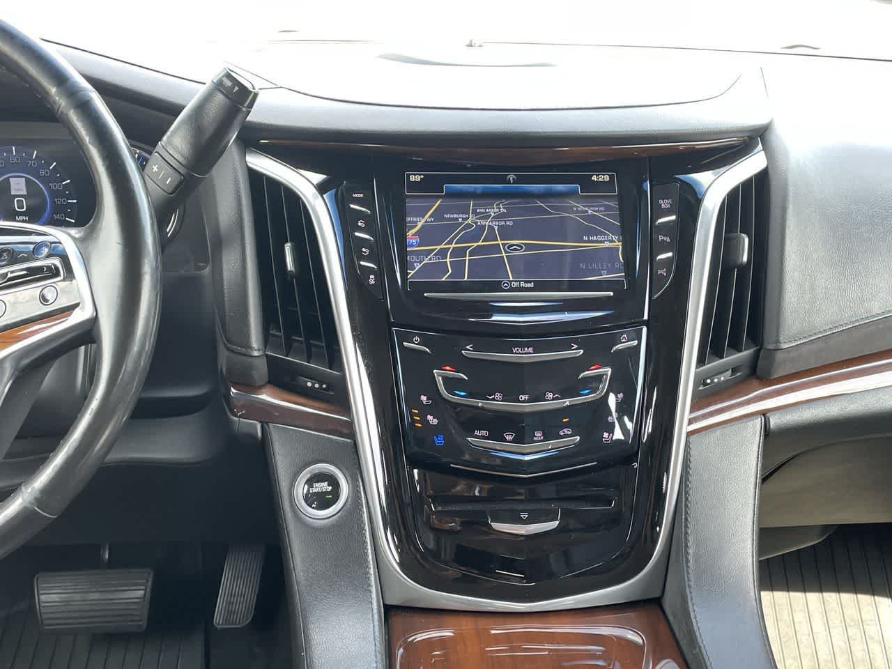 Used 2018 Cadillac Escalade ESV 4WD image 13