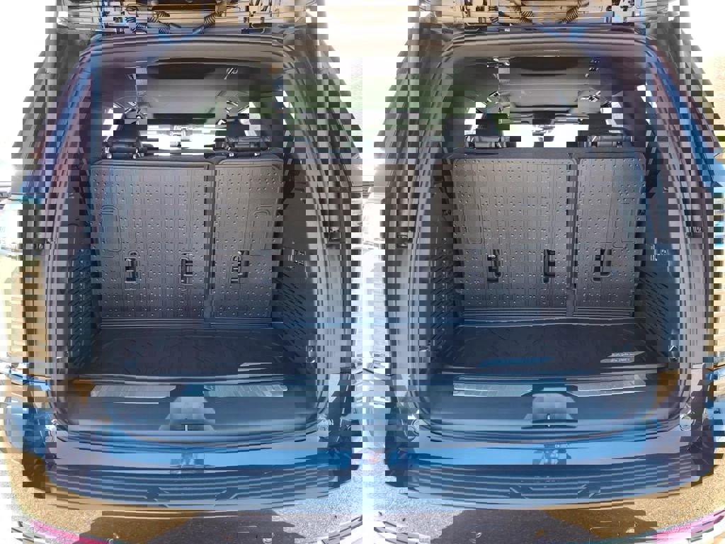 New 2026 Chevrolet Tahoe Premier image 16